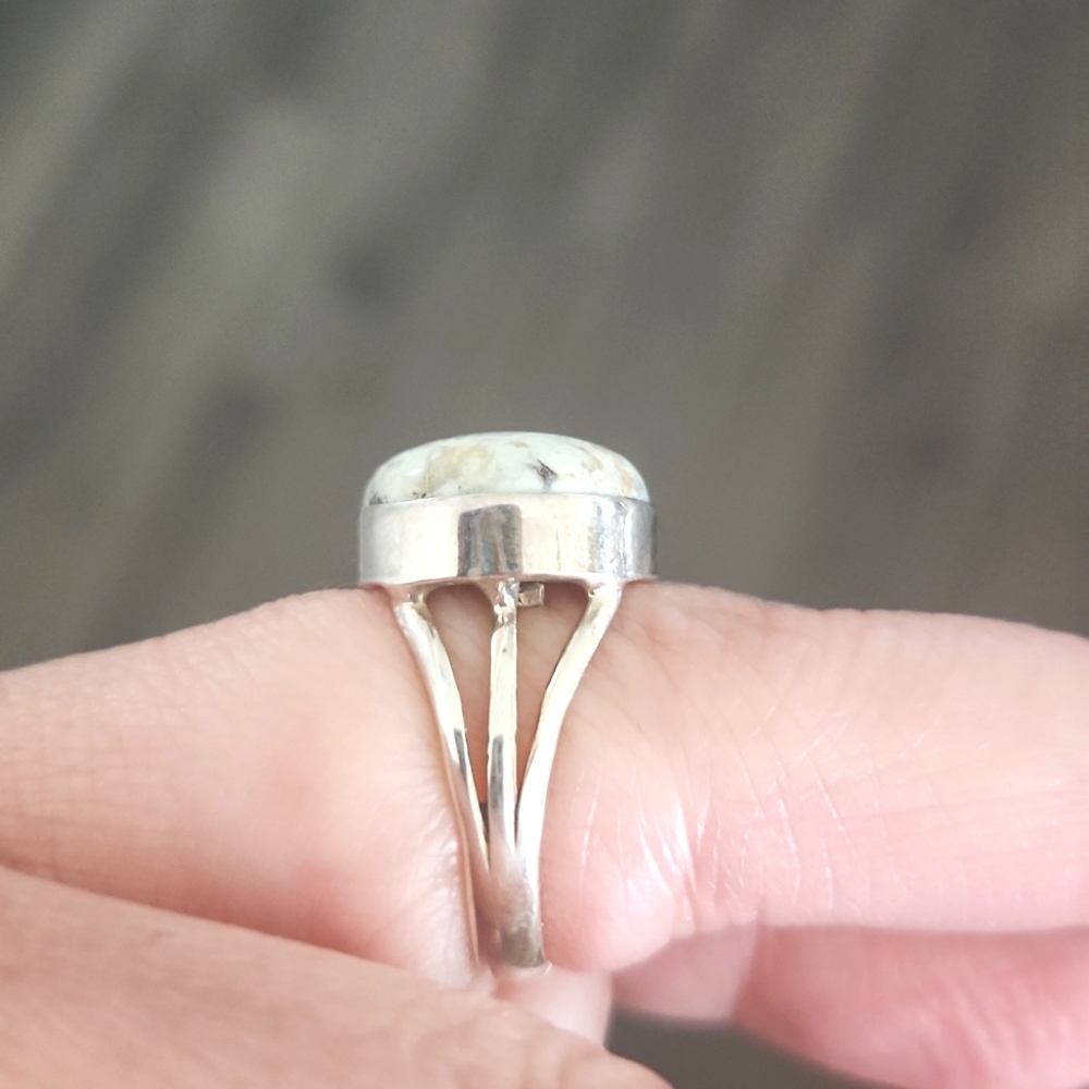 NEW Genuine Sterling Silver & White Buffalo Turquoise Ring - Picture 2 of 4